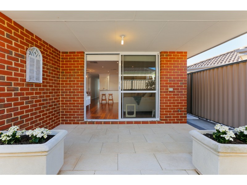 14 Frost Bend, Piara Waters WA 6112