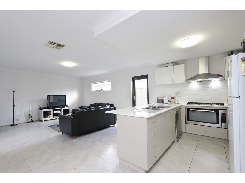 7/52 Barker Street, Belmont WA 6104