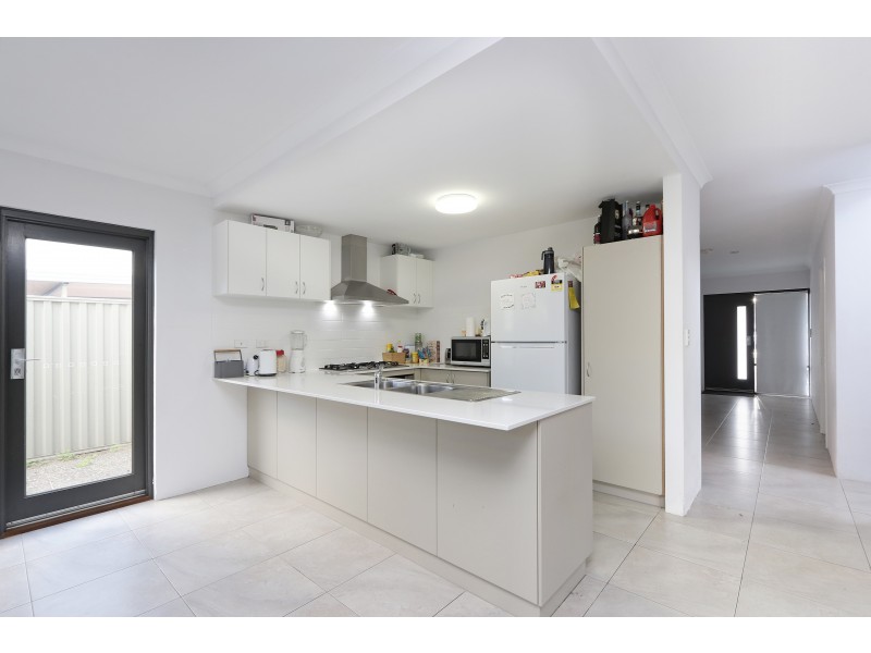 7/52 Barker Street, Belmont WA 6104
