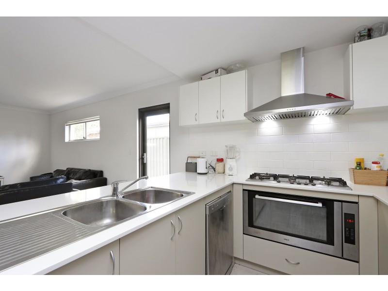 7/52 Barker Street, Belmont WA 6104
