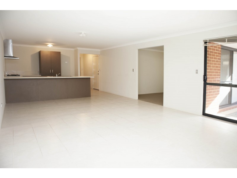 13C Doust Street, Cannington WA 6107