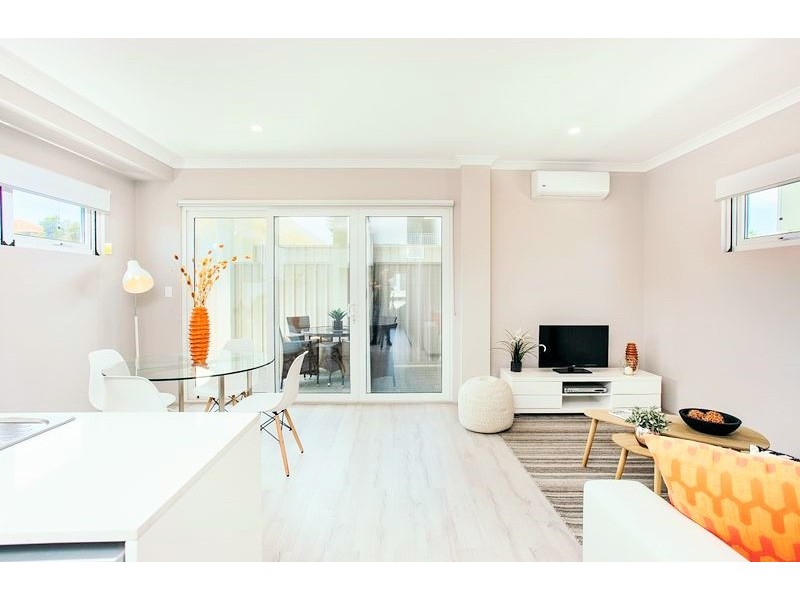 4/326 Rockingham Road, Spearwood WA 6163