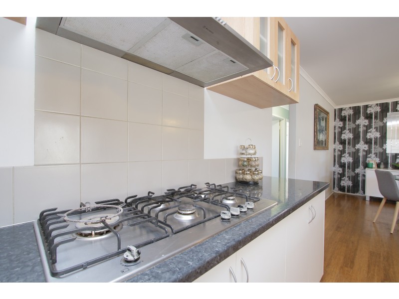 50 Bordeaux Parade, Piara Waters WA 6112