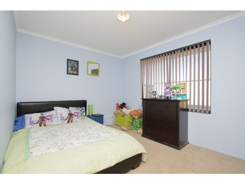 50 Bordeaux Parade, Piara Waters WA 6112