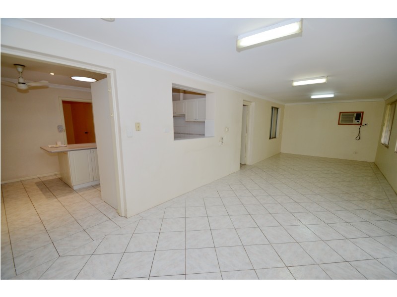 21 Pearl Road, Cloverdale WA 6105