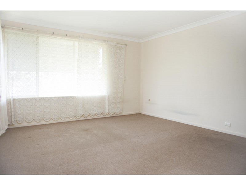 4 Marlow Way, Thornlie WA 6108