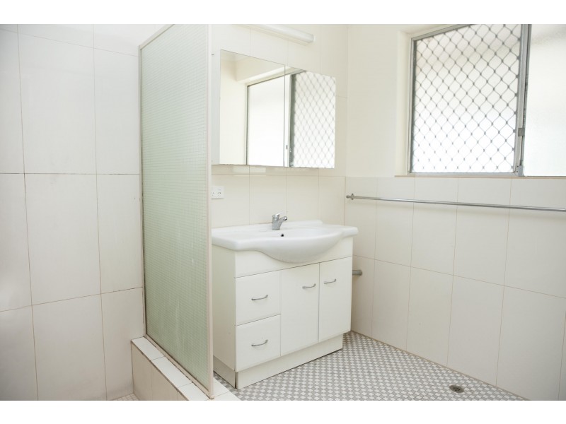 4 Marlow Way, Thornlie WA 6108