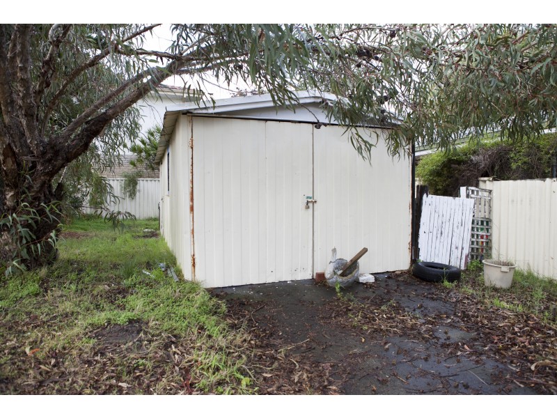 4 Marlow Way, Thornlie WA 6108