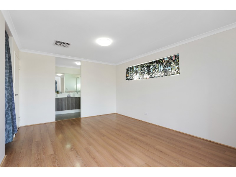 17 Guerin Avenue, Piara Waters WA 6112