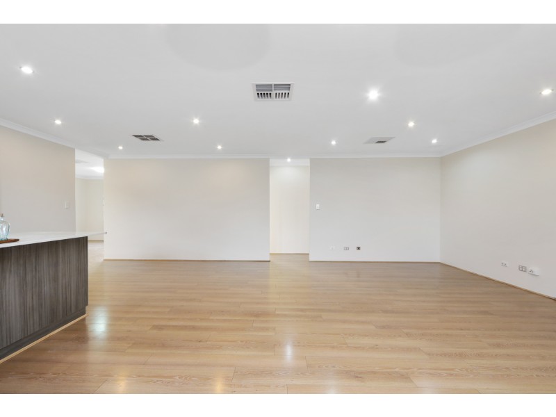 17 Guerin Avenue, Piara Waters WA 6112