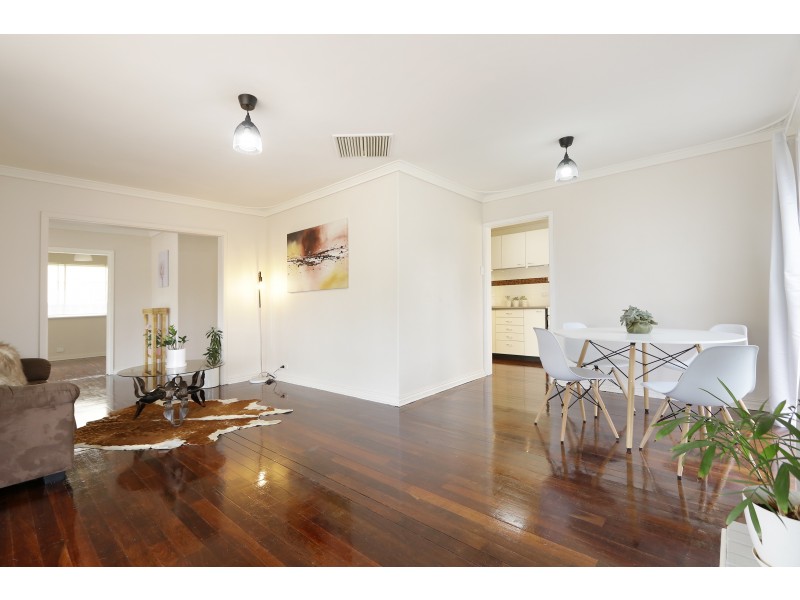 5 Clancy Way, Thornlie WA 6108
