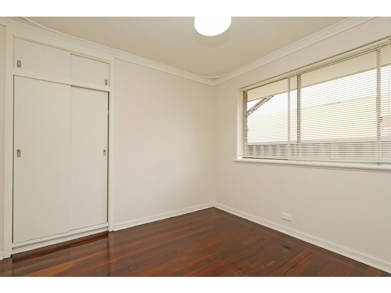 5 Clancy Way, Thornlie WA 6108