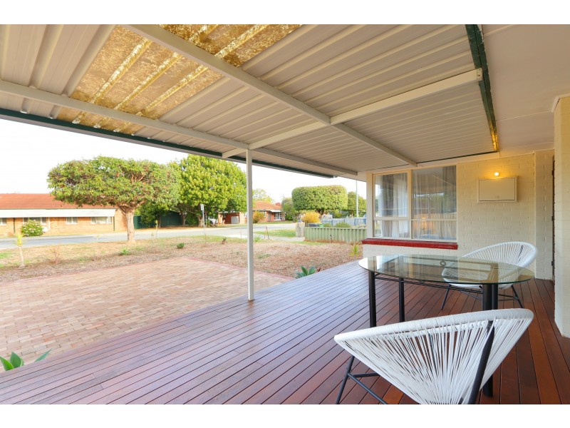 5 Clancy Way, Thornlie WA 6108