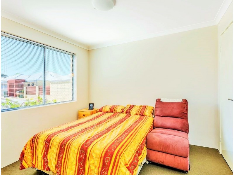 19/4 Jacana Parade, Ballajura WA 6066