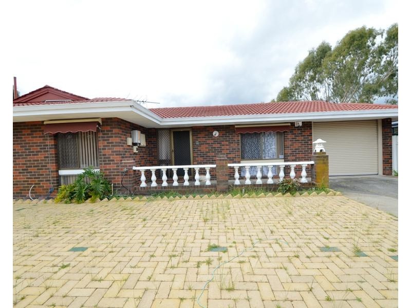 7 Chilcott Gdns, Gosnells WA 6110