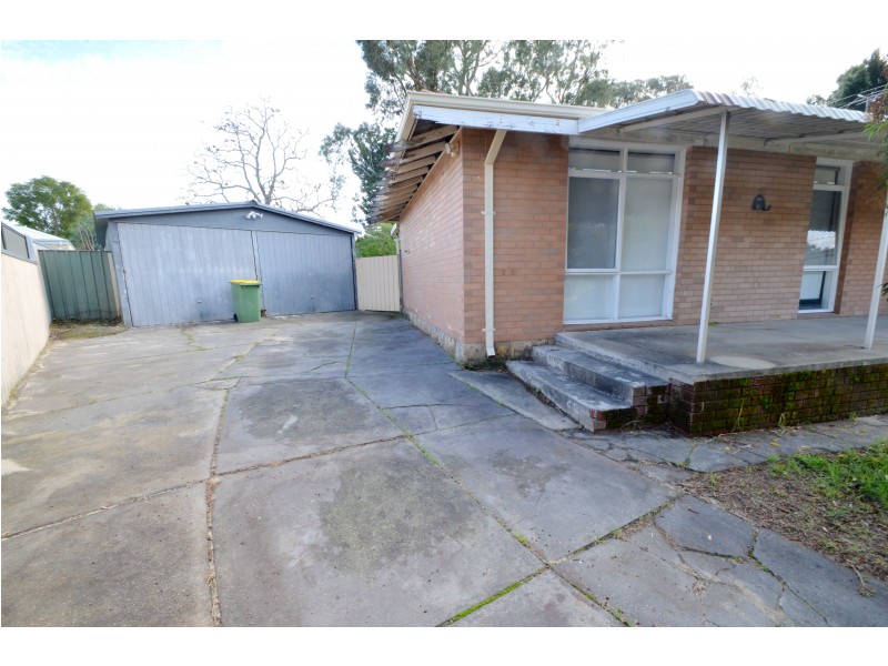 14 Tenterden Way, Gosnells WA 6110