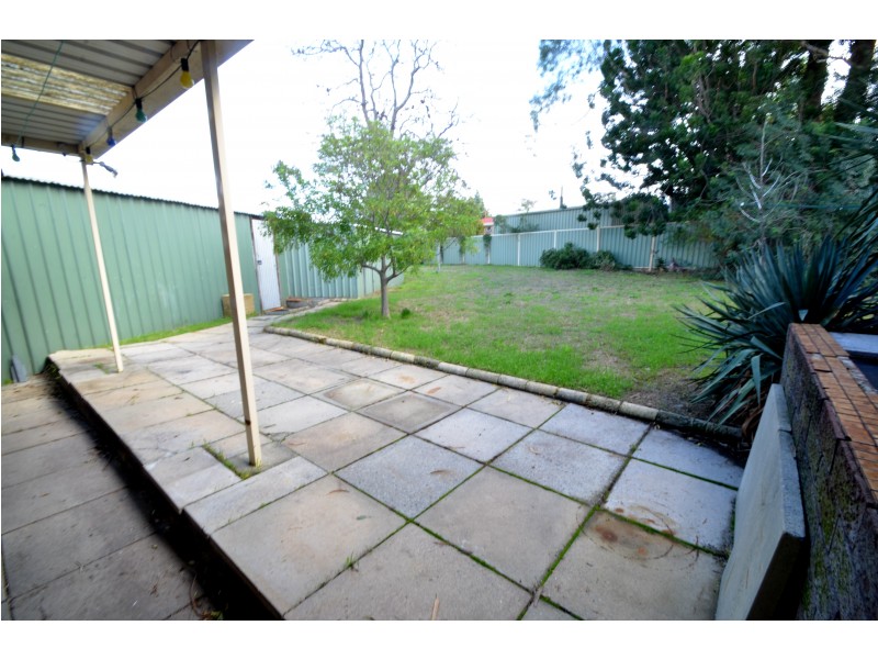 14 Tenterden Way, Gosnells WA 6110