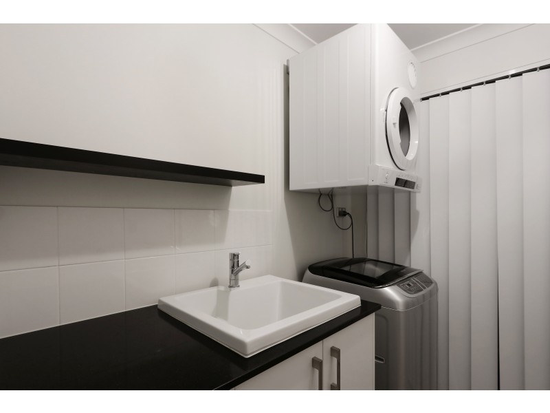 15 Egrove Lane, Piara Waters WA 6112