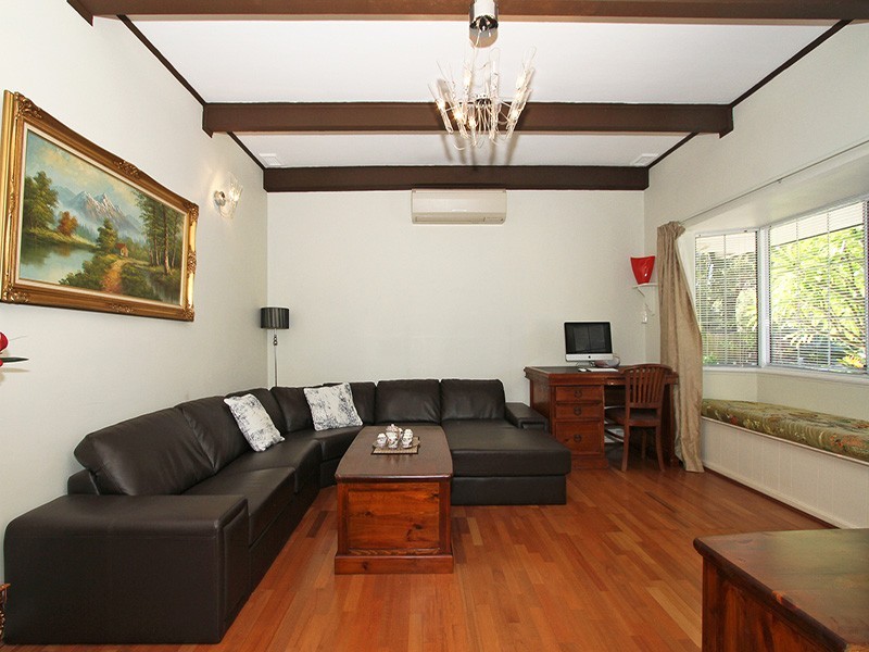 29 Wilkins Road, Kalamunda WA 6076