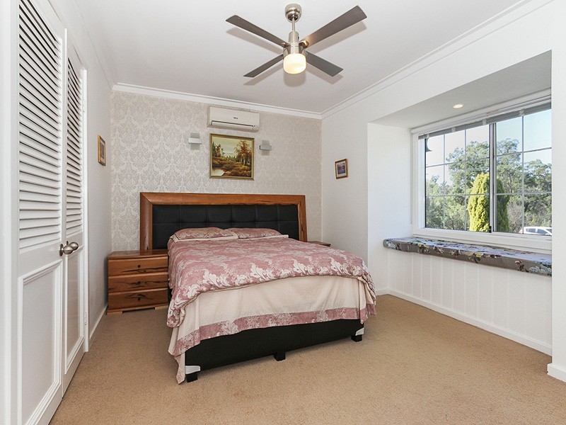 29 Wilkins Road, Kalamunda WA 6076