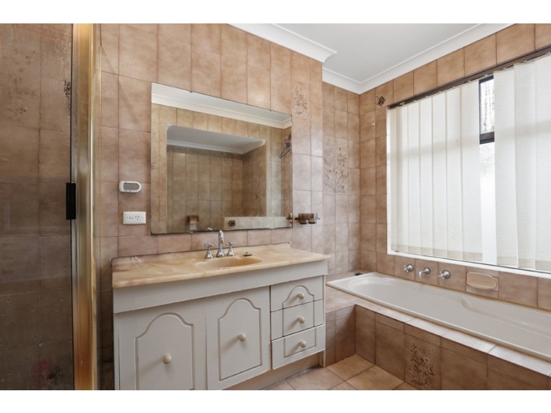 19 Sheridan Crescent, Willetton WA 6155