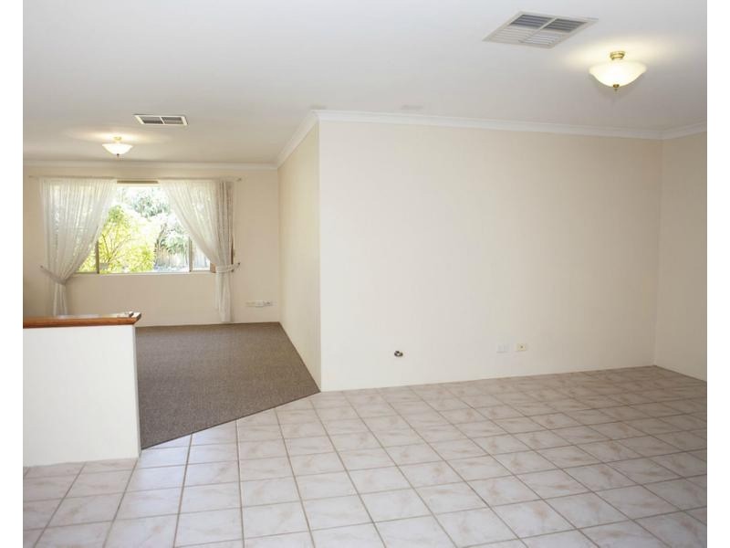 18 Jilakin Loop, Canning Vale WA 6155