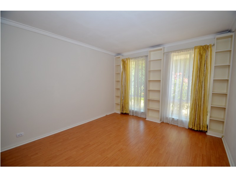 467A Riverton Drive East, Riverton WA 6148