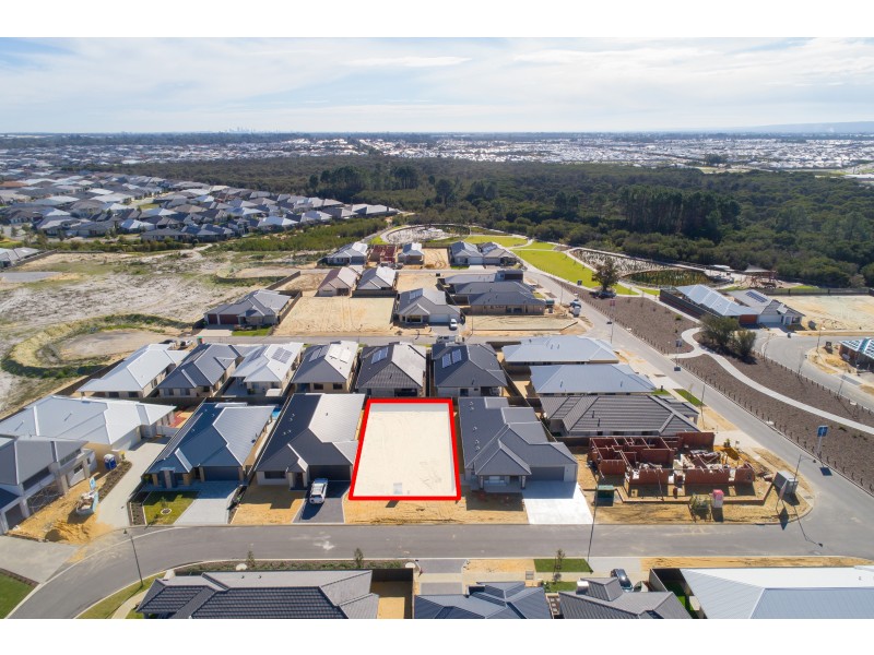 5 Shale Court, Piara Waters WA 6112