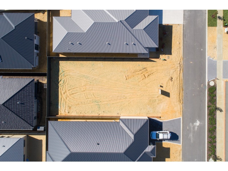 5 Shale Court, Piara Waters WA 6112