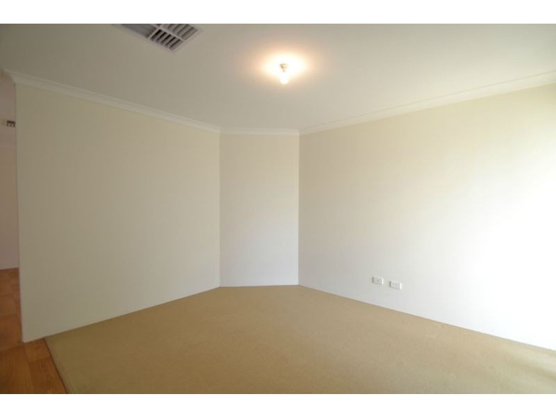 66 Kardan Boulevard, Byford WA 6122