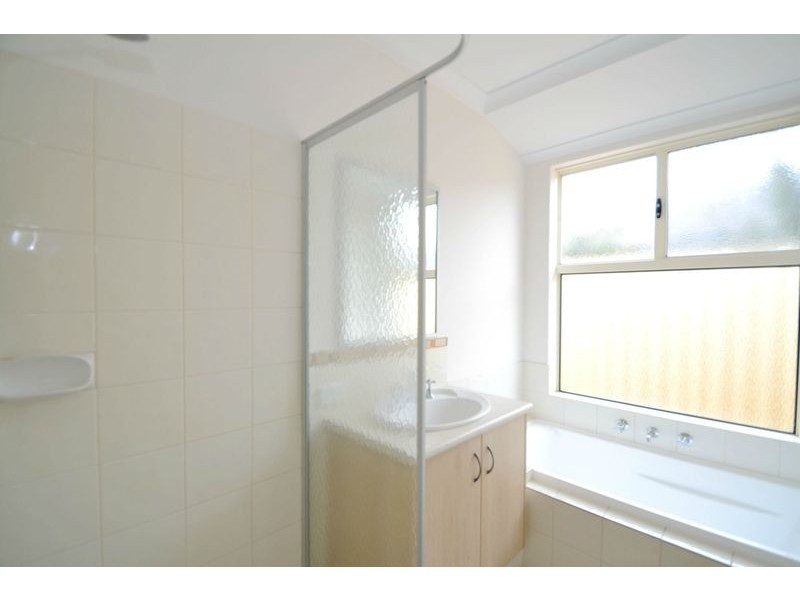 66 Kardan Boulevard, Byford WA 6122