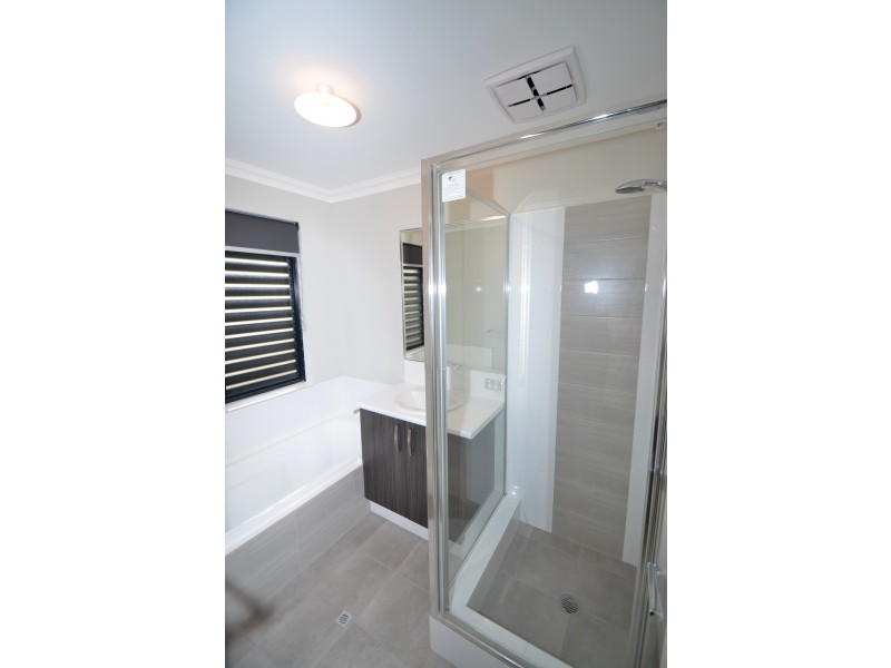 1 Chichester Avenue, Beckenham WA 6107