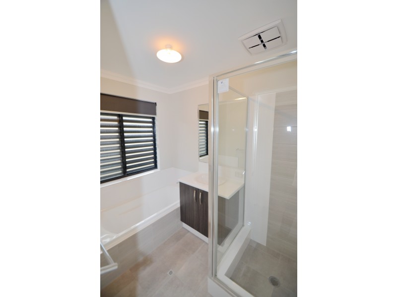 1 Chichester Avenue, Beckenham WA 6107