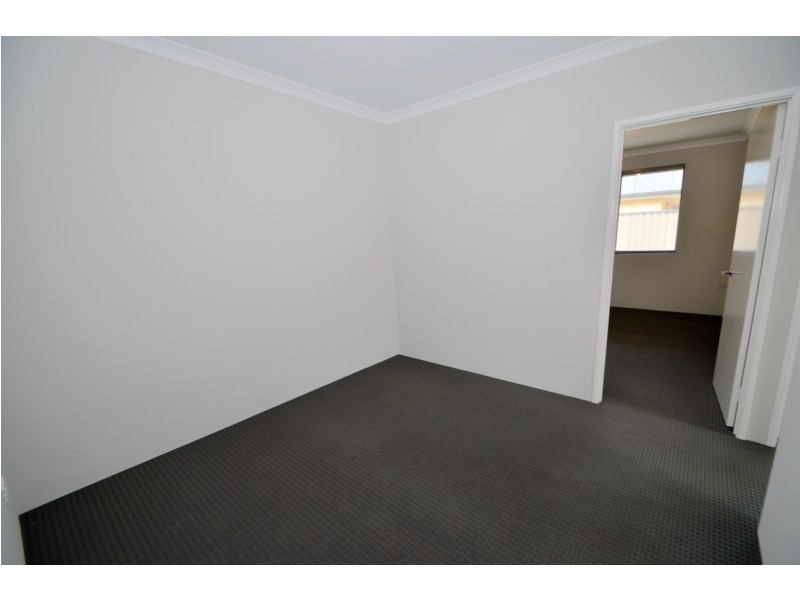 14 Grapple Road, Whitby WA 6123