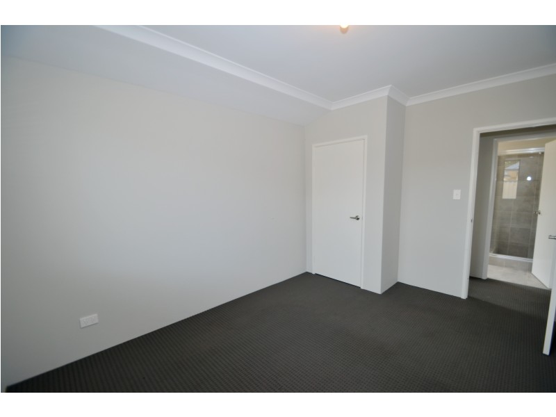 14 Grapple Road, Whitby WA 6123