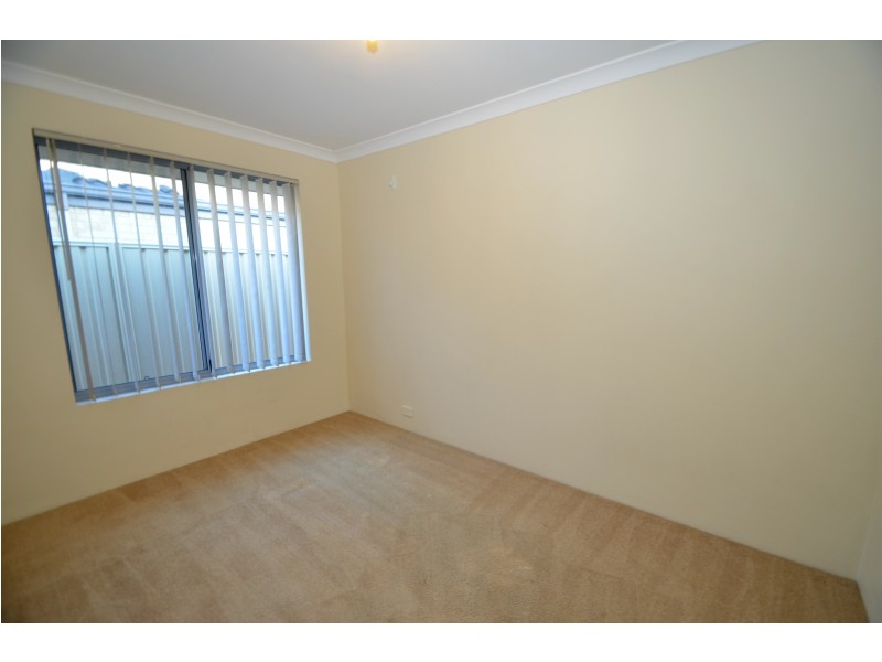 48 Glasgow Way, Seville Grove WA 6112