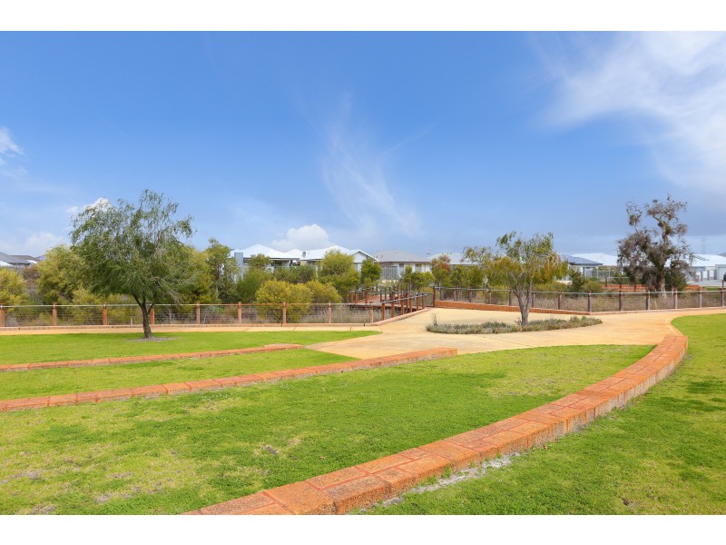 13 Jowett Lane, Piara Waters WA 6112