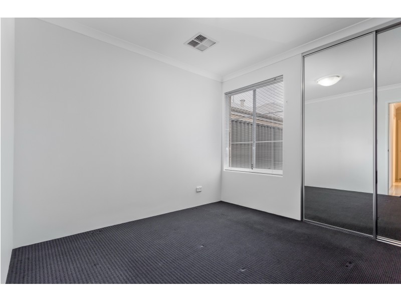 13 Jowett Lane, Piara Waters WA 6112