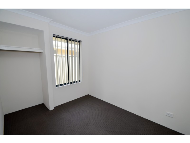 2 Cornhill Entrance, Hilbert WA 6112