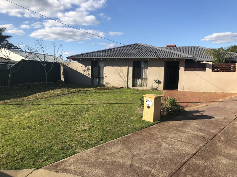16 McBain Court, Langford WA 6147