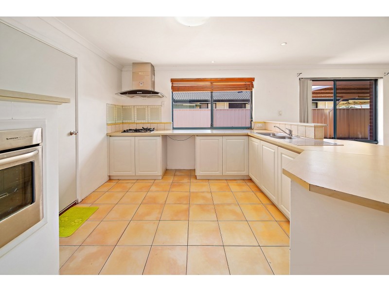 228 Amherst Road, Canning Vale WA 6155