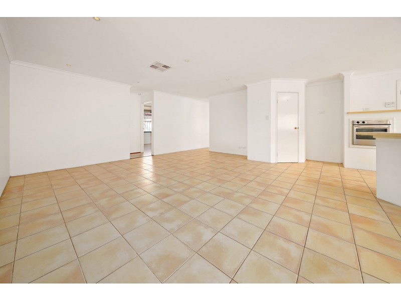 228 Amherst Road, Canning Vale WA 6155