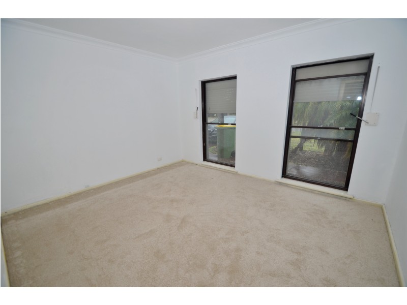 4 Sandalwood Street, Maddington WA 6109