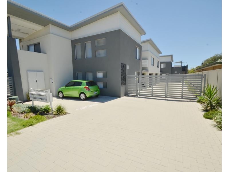 6/3 Morago Crescent, Cloverdale WA 6105