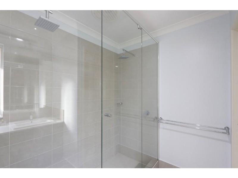 20 Hickman Drive, Piara Waters WA 6112