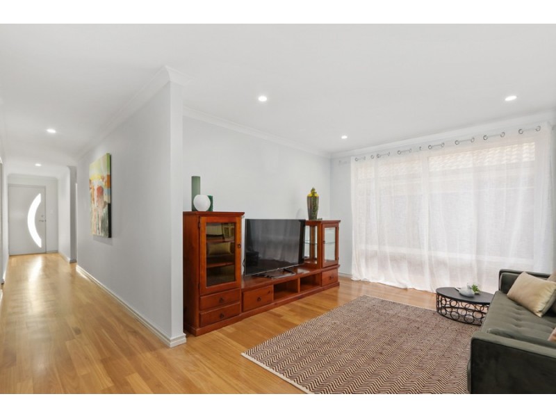 20 Hickman Drive, Piara Waters WA 6112