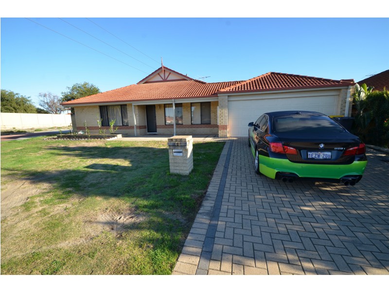 67 Boardman Road, Canning Vale WA 6155