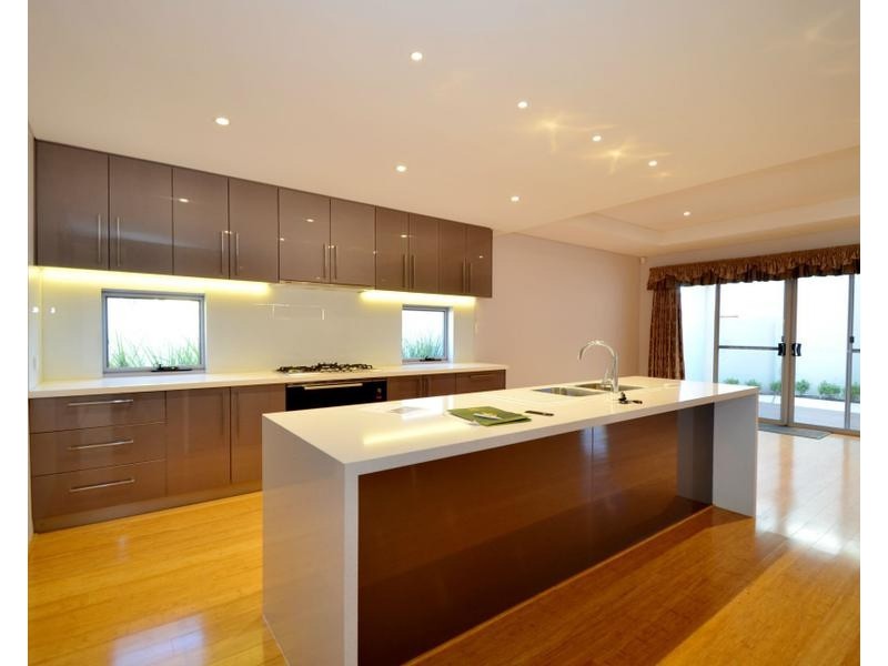 75 Hamilton Street, Stirling WA 6021