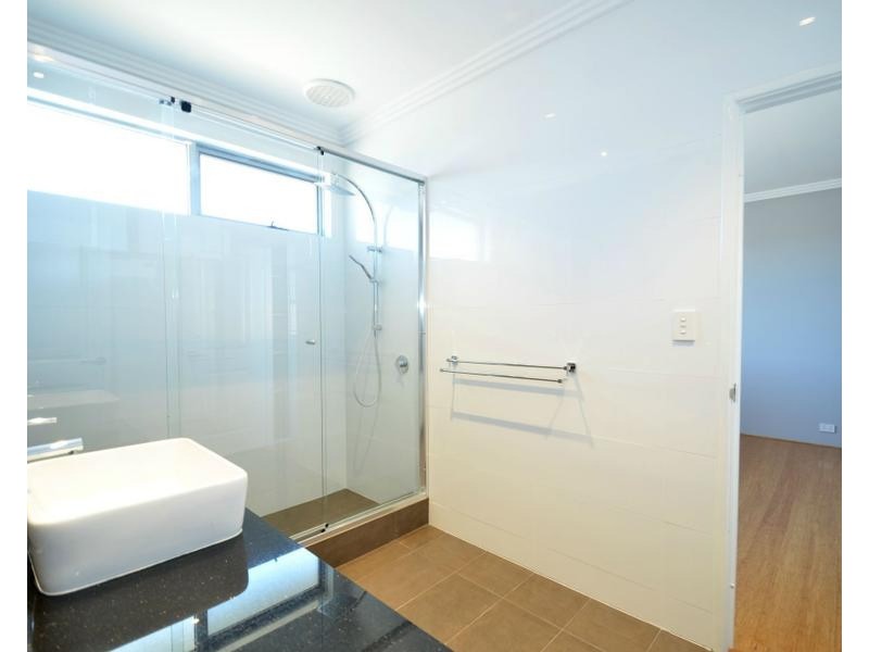 75 Hamilton Street, Stirling WA 6021