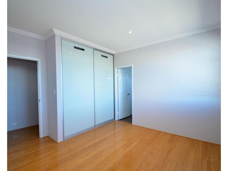 75 Hamilton Street, Stirling WA 6021